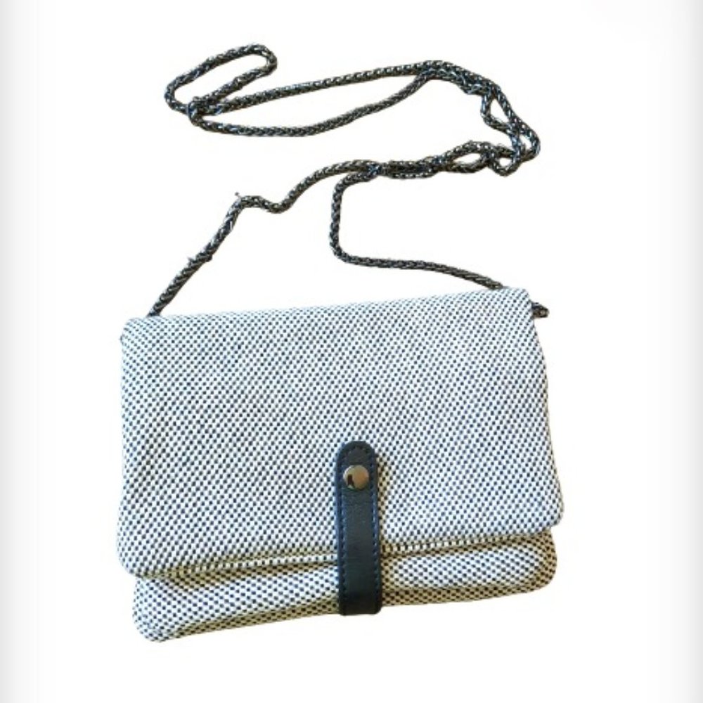SMALL GREY CROSSBODY BAG/CLATCH
